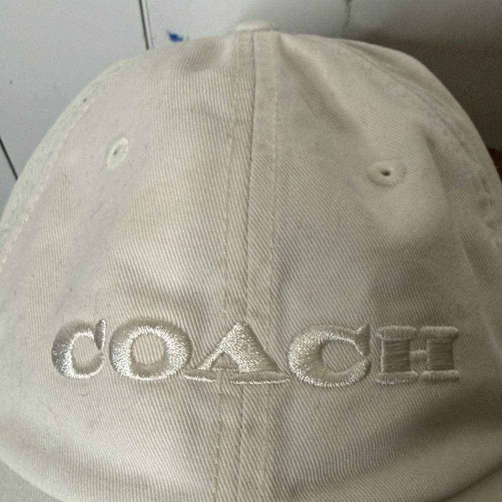 Coach Cream Embroidered Logo Baseball Cap - Picture 5 of 11